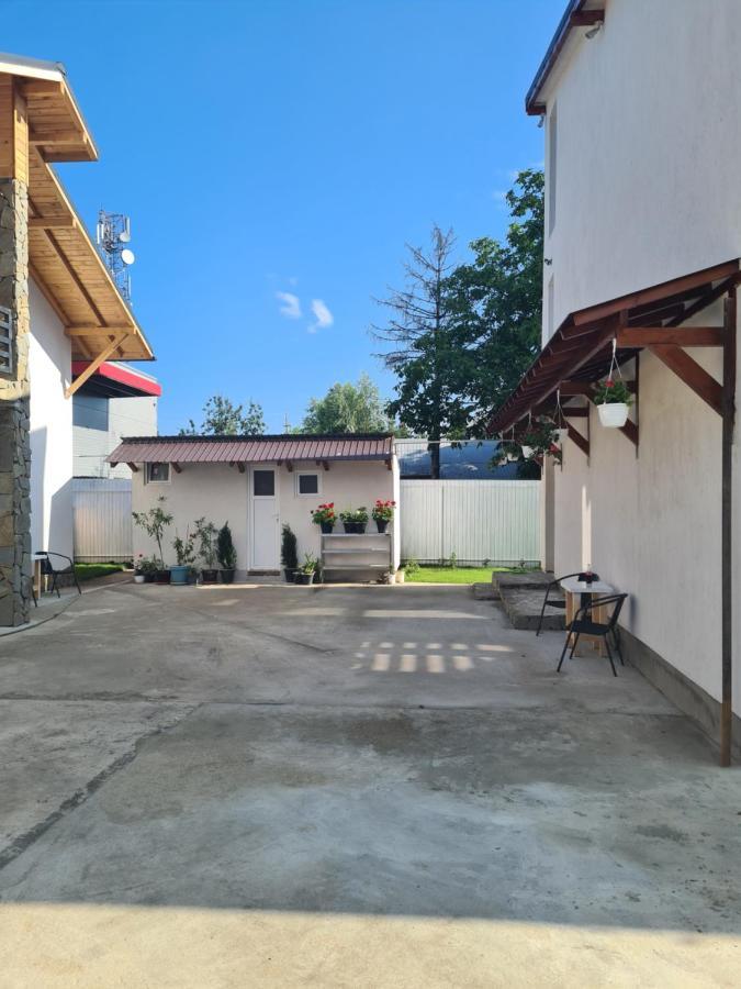 Luca'S Studio 2 ,Close To Therme Bucharest, Airport Otopeni Balotesti Extérieur photo